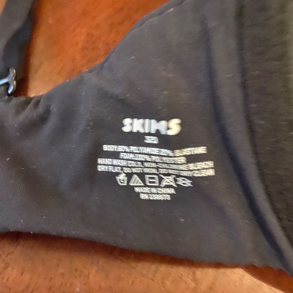 New with Tags Skims Fits Everyone Push Up Demi Bra 32DD AND 32D - Picture 10 of 10